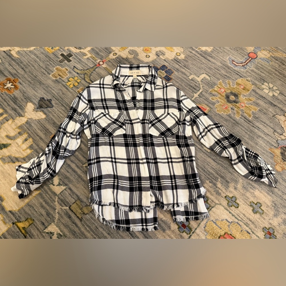 Anthropologie Cloth & Stone split back rayon flannel shirt black white size XS